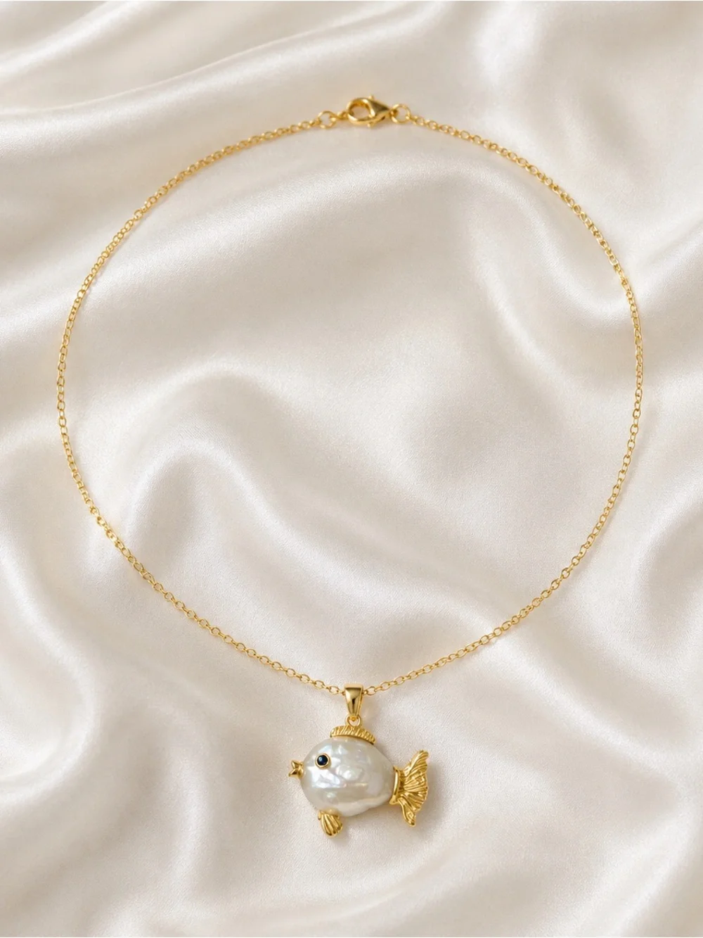 Anthropologie Gold Tone Pearl Fish Pendant Necklace - White & Gold
